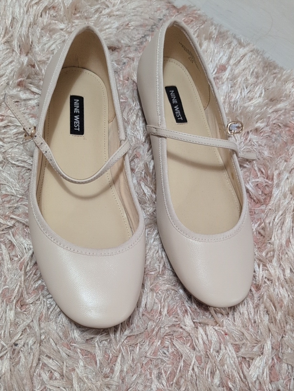 Nine West Klassic White/Bone Flats 7.5